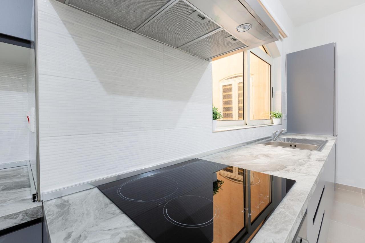 Sliema Central Apartment Just Minutes From The Beach By Jl Eksteriør bilde