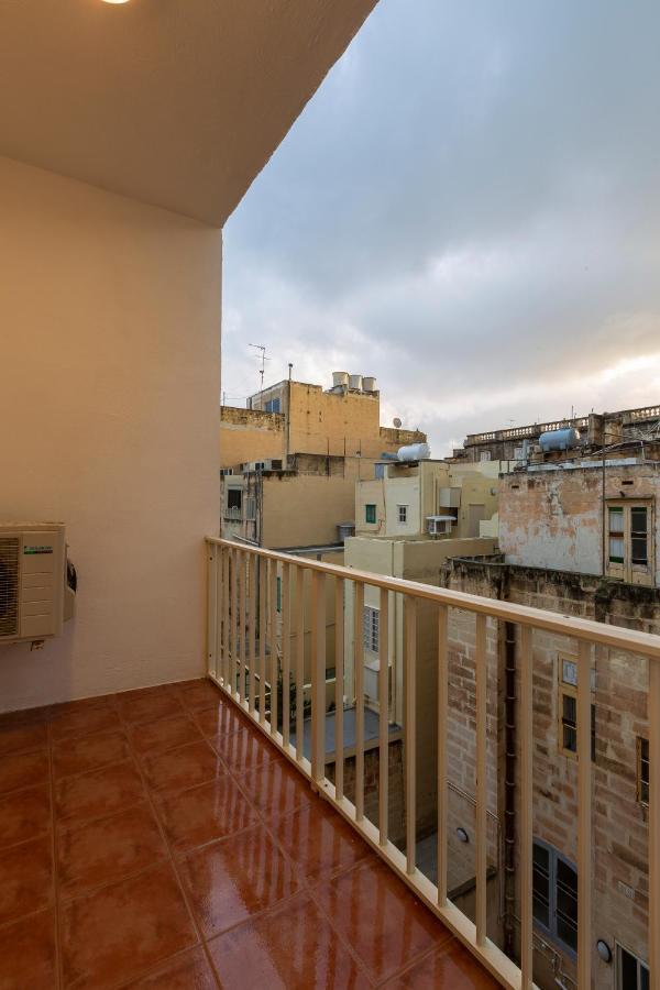 Sliema Central Apartment Just Minutes From The Beach By Jl Eksteriør bilde